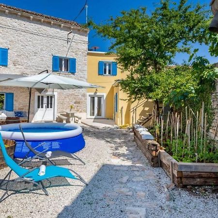 Casa Di Pietra Matelici Villa Divšići Eksteriør billede