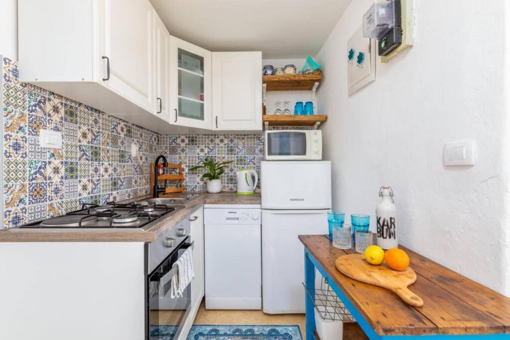 Casa Di Pietra Matelici Villa Divšići Eksteriør billede